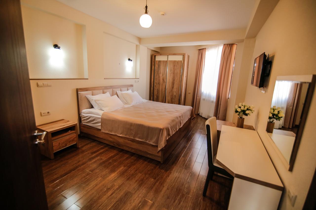 Hills Hotel Tiflis Exterior foto