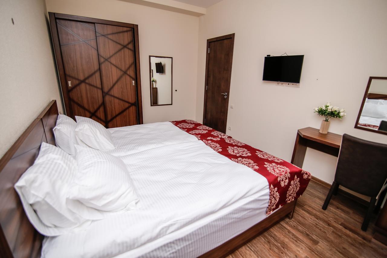 Hills Hotel Tiflis Exterior foto