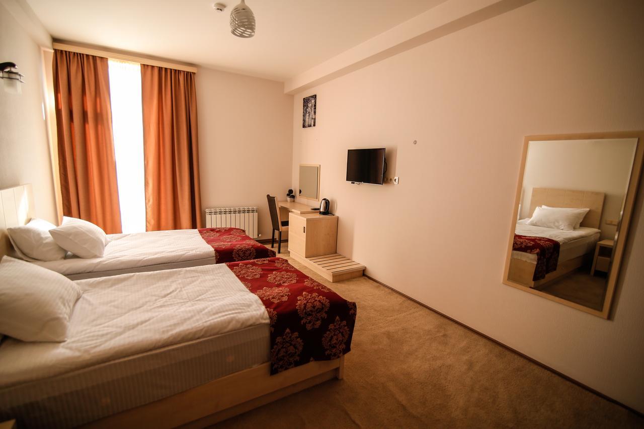 Hills Hotel Tiflis Exterior foto