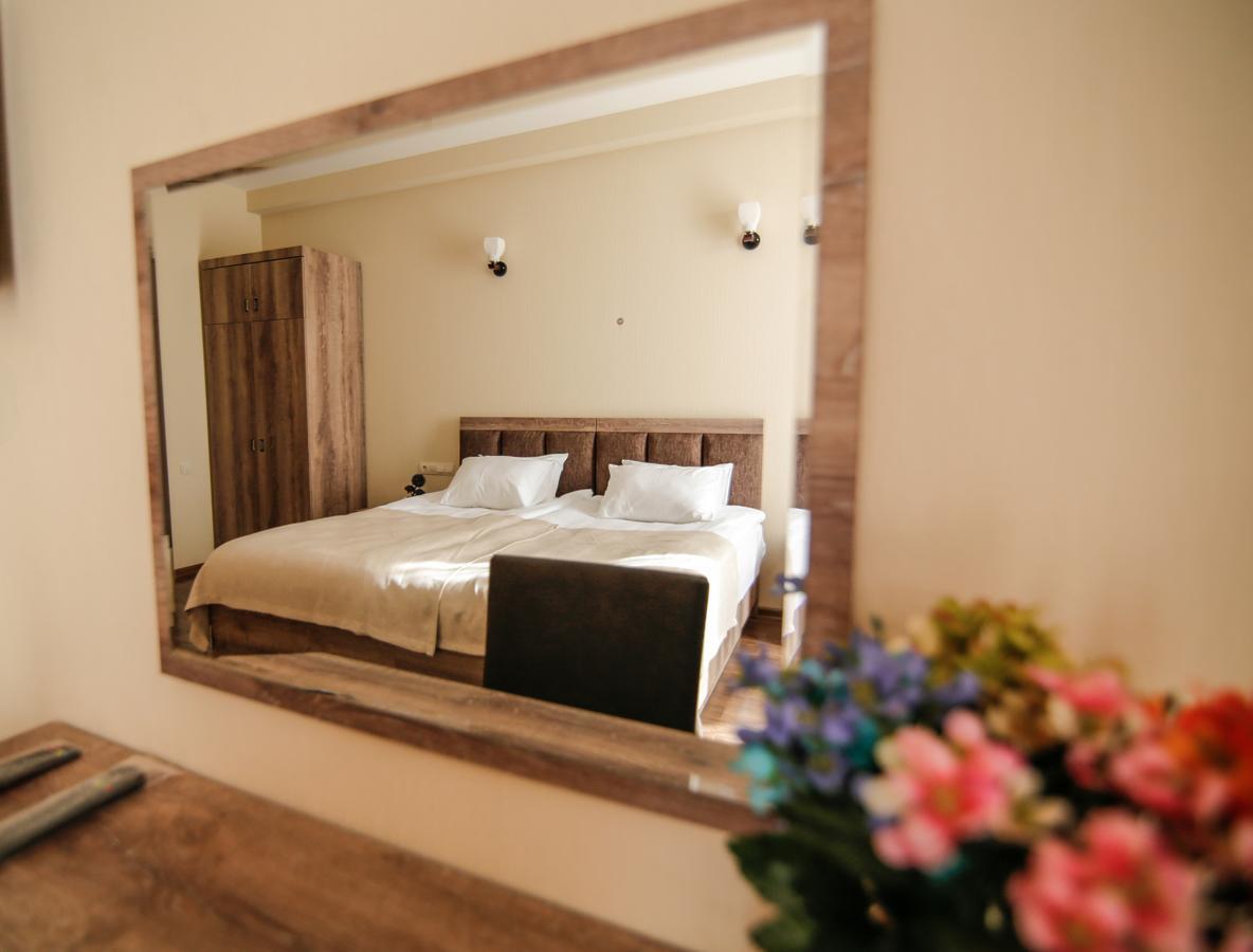 Hills Hotel Tiflis Exterior foto
